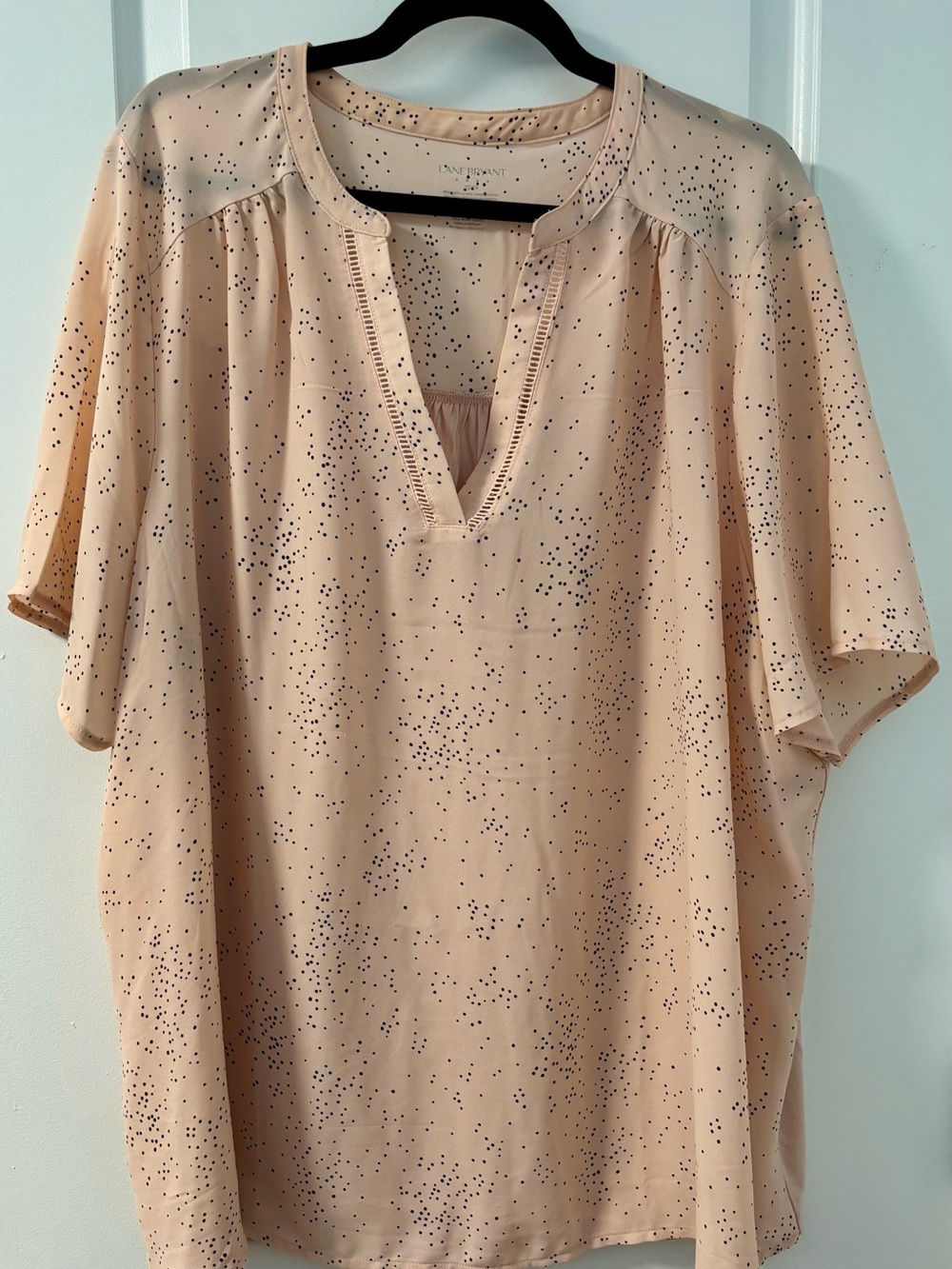 Lane Bryant Light Pink Speckled V-Neck Top - Size 22/24